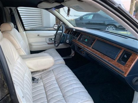 Lincoln Town Car - TOWNCAR ST TROPEZ - 1