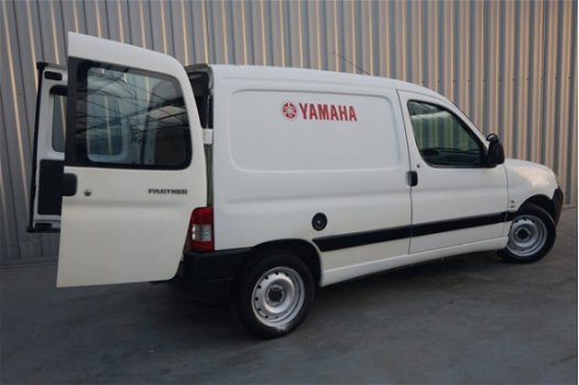 Peugeot Partner - 170C 1.6 HDI Avantage 500kg AIRCO MARGE - 1