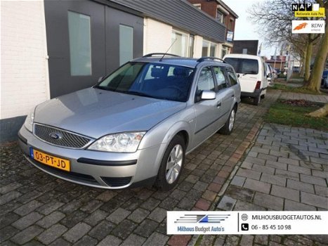 Ford Mondeo Wagon - 1.8-16V Ambiente - 1