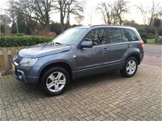 Suzuki Grand Vitara - 2.0-16V Exclusive 4X4