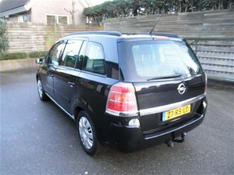 Opel Zafira - 2.2 Enjoy 7 Persoons, Airco, Trekhaak - 1