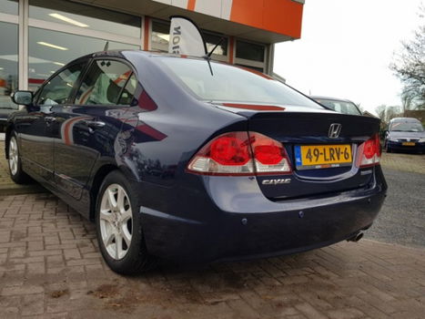 Honda Civic - 1.3 Hybrid Elegance BJ.2010 / Navigatie / LMV / Cruise Control / AIRCO - 1