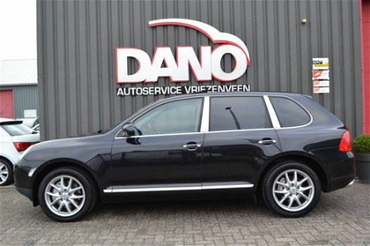 Porsche Cayenne - 4.5 S 340 PK 2005 Zwart 159.778 km/Youngtimer/Xenon/Navi/Leer - 1