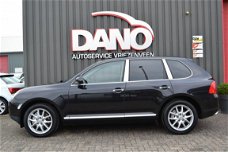 Porsche Cayenne - 4.5 S 340 PK 2005 Zwart 159.778 km/Youngtimer/Xenon/Navi/Leer