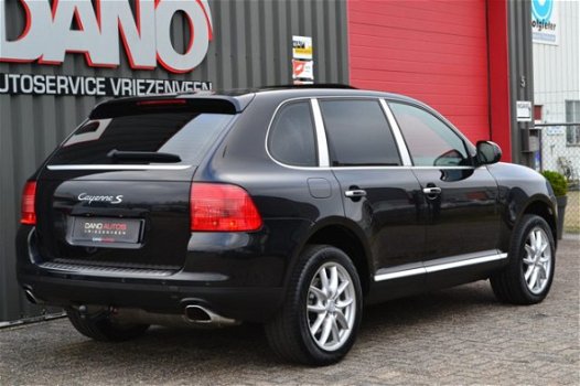 Porsche Cayenne - 4.5 S 340 PK 2005 Zwart 159.778 km/Youngtimer/Xenon/Navi/Leer - 1