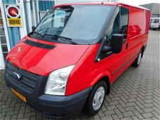 Ford Transit - 260S 2.2 TDCI SHD / Cruise / 100Pk / Trekhaak