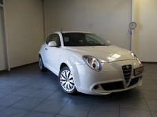 Alfa Romeo MiTo - 1.4 / 4 Cilinder / Clima / leder / 1ste Eigenaar/Pas 36000km