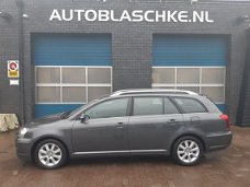 Toyota Avensis Wagon - 2.0 VVTi Luna ECC/16" LM Velgen/Trekhaak