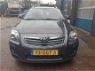 Toyota Avensis Wagon - 2.0 VVTi Luna ECC/16