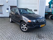 BMW X5 - 4.4i Executive Yountimer NAP