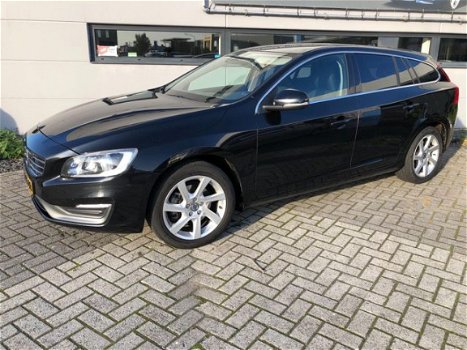 Volvo V60 - 1.6 D2 Momentum Prijs NL €7950 - 1