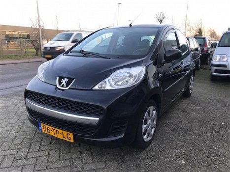 Peugeot 107 - 1.0-12V XS Automaat 5 drs airco - 1