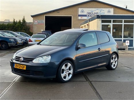 Volkswagen Golf - 1.9 TDI Sportl. Bns/Clima/CruiseC/Nieuwe APK - 1