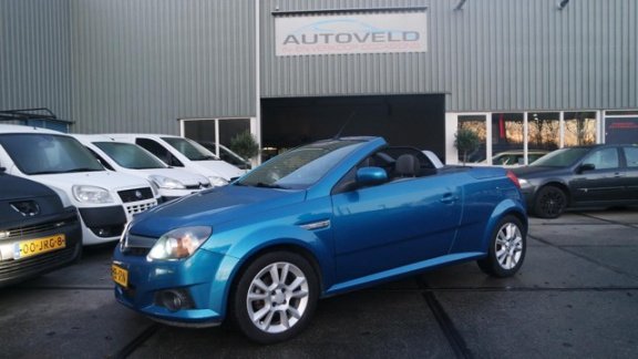 Opel Tigra TwinTop - 1.4-16V Cosmo XENON KEURIGE NEDERLANDSE AUTO - 1