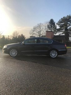 Volkswagen Passat - 1.4 TSI Comfortline NAVI - AIRCO - STUURBEDIENING