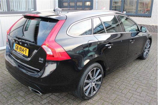 Volvo V60 - 2.4 D6 AWD Plug-In Hybrid R-Design Intellisafe Pro Line Adapt Cr.| Stuur verw.| Schuifda - 1