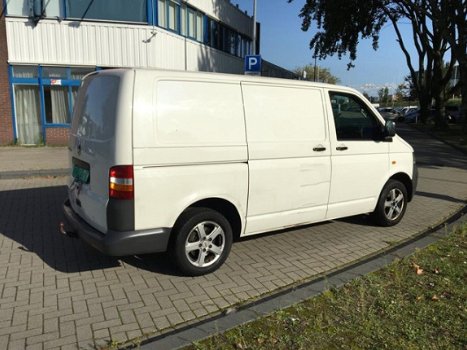 Volkswagen Transporter - 1.9 TDI 300 T800 RIJDT GOEDBANDEN GOEDNETTE BUSAPK 05-10-20192 SLUETELS - 1