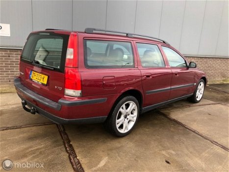 Volvo V70 - 2.4 [1e eigenaar/72.000km] - 1