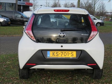 Toyota Aygo - 1.0 VVT-i x-now 32000km AIRCO 5-DEURS ELEKTRISCH *BOVAG - 1