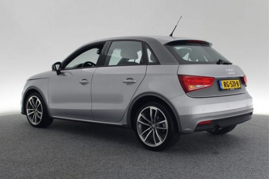 Audi A1 Sportback - 1.0 TFSi 95 pk S tronic Active / navi / clima / 17