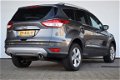 Ford Kuga - 1.5 Titanium NAVIGATIE | PARKEERSENSOREN | 2000KG TREKVERMOGEN | KEYLESS ENTERY | - 1 - Thumbnail