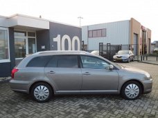 Toyota Avensis Wagon - 2.2 D-4D D-CAT Clean Power Executive