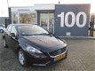 Volvo V40 - 2.0 D2 Kinetic Business - 1 - Thumbnail