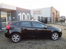 Volvo V40 - 2.0 D2 Kinetic Business