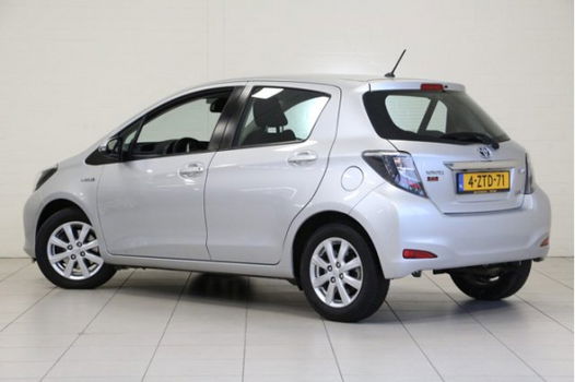 Toyota Yaris - 1.5 Full Hybrid Aspiration # NAVIGATIE + AUTOMAAT + CRUISE - 1