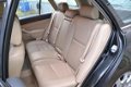 Toyota Avensis Wagon - 2.0 VVTi Executive Automaat Airco BJ'04 - 1 - Thumbnail