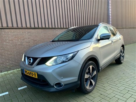 Nissan Qashqai - 1.2 N-Connecta Pano Navi 360 Camera 2017 - 1