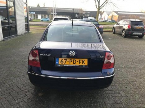 Volkswagen Passat - 2.0-20V Arctic APK/AIRCO/NAP/5drs/elekt ramen/meeneemprijs - 1