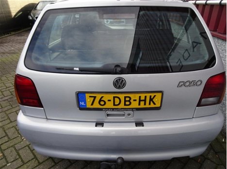 Volkswagen Polo - 1.6 // Automaat // Airco // 5-drs // - 1