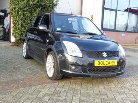 Suzuki Swift - 1.3 Base , 5Deurs, Airco, Keyless, Elektr.pakket, Inruil Mog - 1