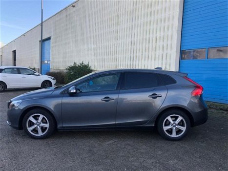 Volvo V40 - 2013 * 1.6 D2 * NAVI * CLIMA * Euro 5 - 1