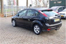 Ford Focus - 1.6-16V Futura