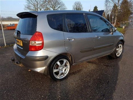 Honda Jazz - 1.4 LS ( AUTOMAAT) MET VOL JAAR A.P.K - 1