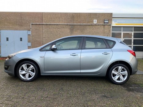 Opel Astra Sports Tourer - 1.4 Business + Cruise control/Parkeerhulp/Airco - 1