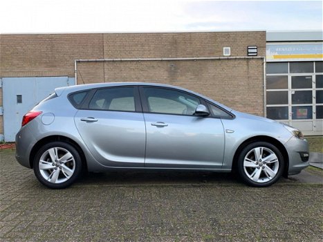 Opel Astra Sports Tourer - 1.4 Business + Cruise control/Parkeerhulp/Airco - 1