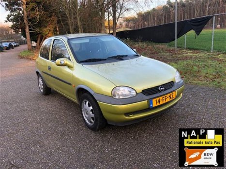 Opel Corsa - 1.2i-16V Onyx - 1