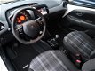 Peugeot 108 - e-VTi 68pk 5Deurs Allure | €2.000, - Korting| Climate | Camera | Nieuw rijklaar - 1 - Thumbnail