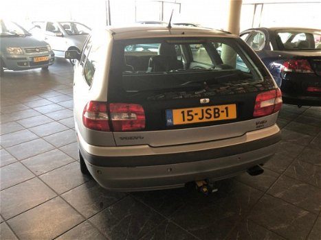 Volvo V40 - 2.0 T Europa - 1