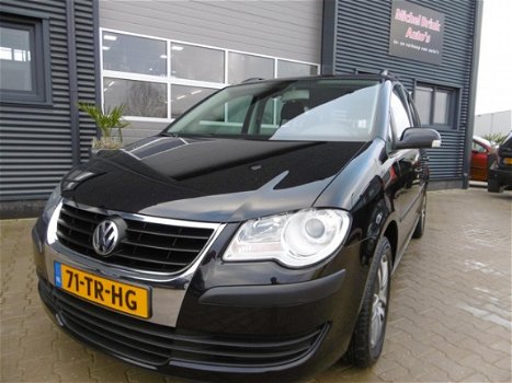 Volkswagen Touran - 1.4 TSI Trendline Business Automaat Navigatie - 1