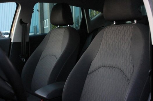 Seat Leon - 1.2 TSI Style Business AUTOMAAT / LED / NAVI / BT-AUDIO / CRUISE - 1