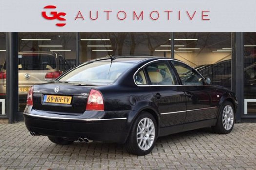 Volkswagen Passat - 4.0 W8 4Motion 275PK 1e eig. met leer, navigatie en xenon, in zeer goede staat - 1