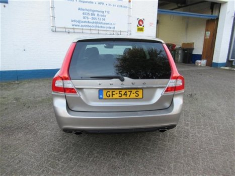 Volvo V70 - 2.0 D4 Nordic+ 6 maanden Bovag garantie, stand kachel - 1