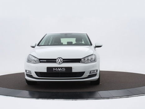 Volkswagen Golf - 1.0 Tsi 115pk Comfortline | Navigatie | Clima | P-Sensoren | 16