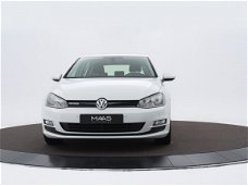 Volkswagen Golf - 1.0 Tsi 115pk Comfortline | Navigatie | Clima | P-Sensoren | 16" Velgen |