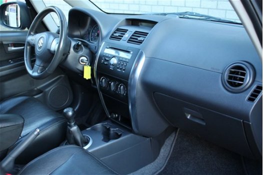 Suzuki SX4 - 1.6 Shogun | Leder Interieur | Trekhaak | Parkeersensoren achter - 1