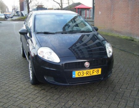 Fiat Grande Punto - Grand1.3 Multijet 16v 85 Actual - 1